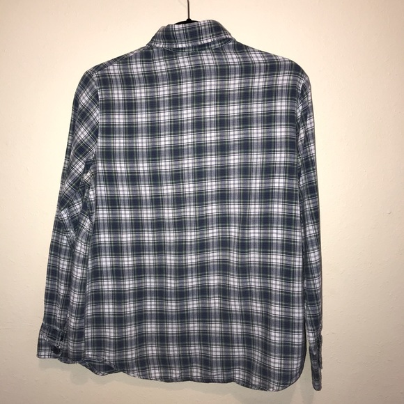 Vintage Levi’s flannel top - Picture 2 of 4